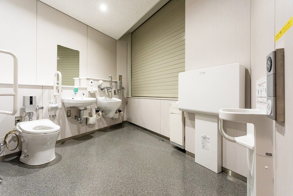多目的トイレ/日本銀行金融研究所貨幣博物館(東京都/中央区)