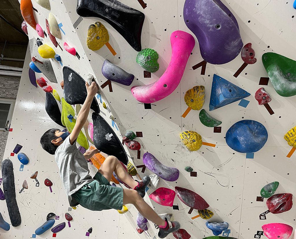 川崎ボルダリング・クライミングジムBOULCOM川崎店（神奈川県）