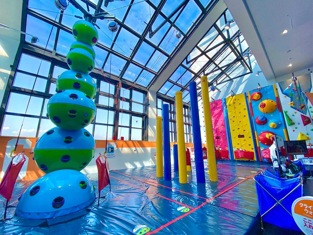 トンデミ横須賀コースカベイサイドストアーズ店（神奈川県/横須賀市）