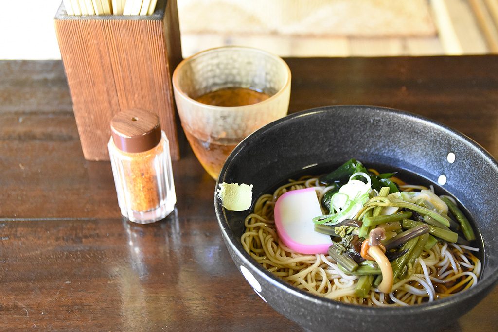 そば処「白川郷」　山菜そば/川崎市立日本民家園（神奈川県）