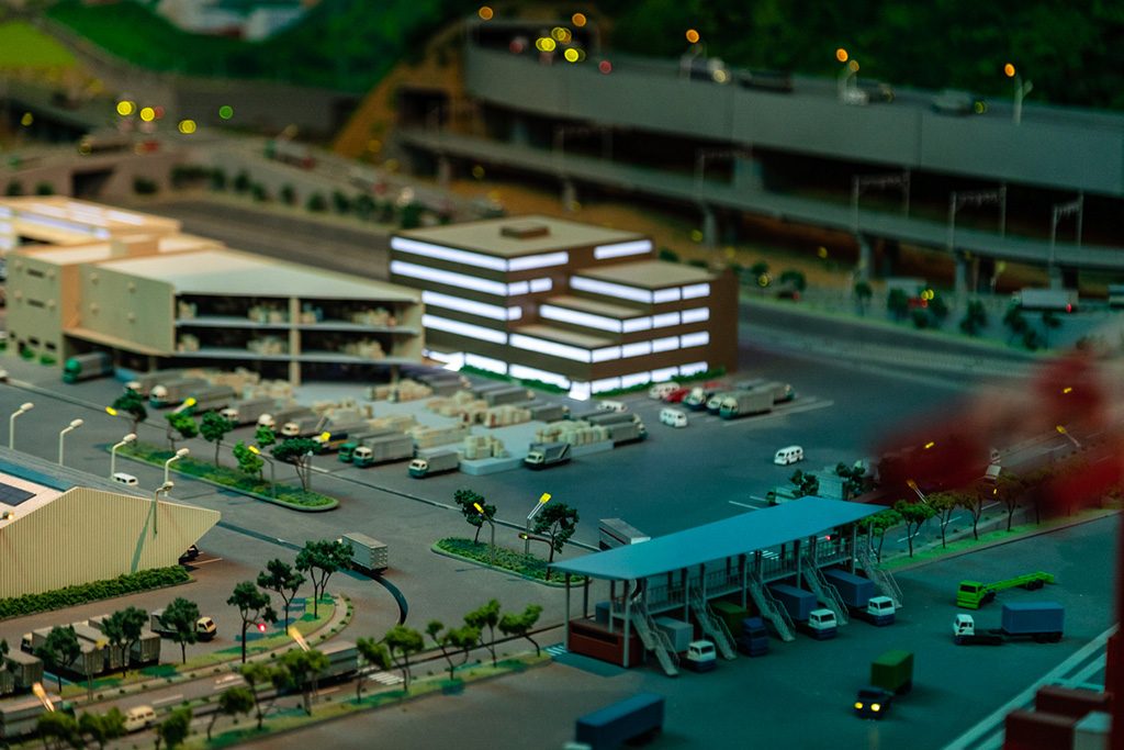 「陸・海・空の物流ターミナル」の巨大ジオラマ/物流博物館（東京都/港区）