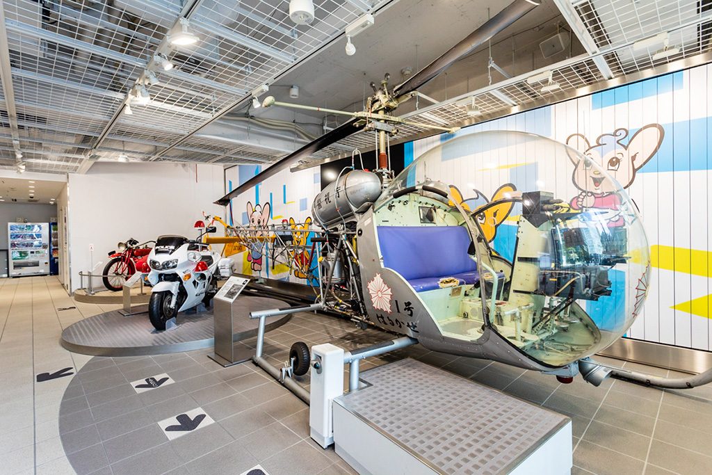 警察ヘリコプター「はるかぜ」/ポリスミュージアム(警察博物館)(東京都/中央区)