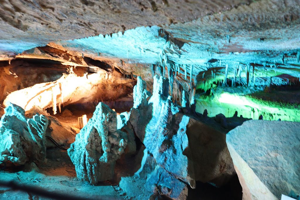 天川村で面不動鍾乳洞・五代松鍾乳洞を探検！入口へのモノレールや洞川温泉も楽しみ