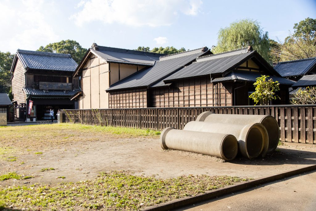 空き地にある土管/江戸東京たてもの園(東京都/小金井市)