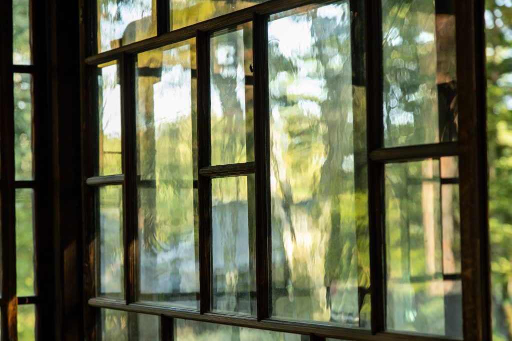 現代では作っていない窓ガラス/江戸東京たてもの園(東京都/小金井市)