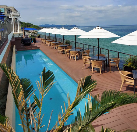 海に面したテラス席/幸せのパンケーキ 淡路島リゾート(兵庫県/淡路市)