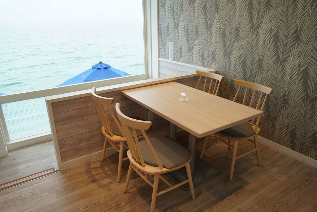 1階ステップフロアの個室内/幸せのパンケーキ 淡路島リゾート(兵庫県/淡路市)