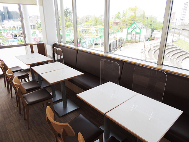 2階の休憩スペース/あらかわ遊園（東京都／荒川区）