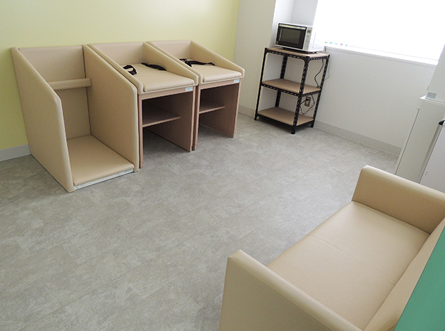 おむつ替えシートや電子レンジなどがある/あらかわ遊園（東京都／荒川区）