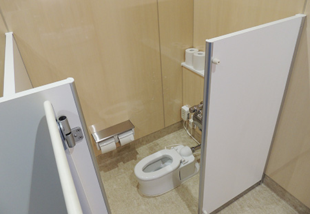 便器も小さい「こどもトイレ」/あらかわ遊園（東京都／荒川区）