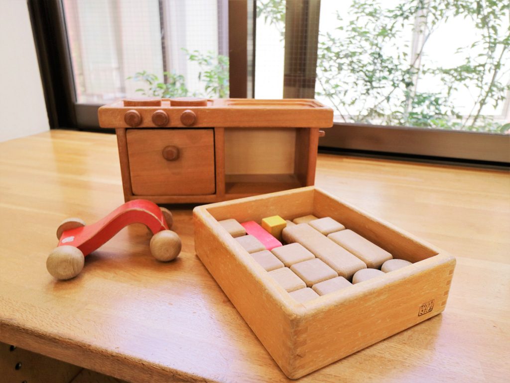 「こどものへや」の木製おもちゃ/ちひろ美術館・東京（東京都/練馬区）