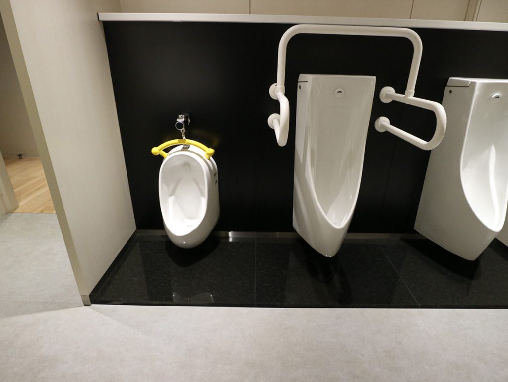 子ども用トイレ/いたばしボローニャ絵本館（東京都・板橋区）