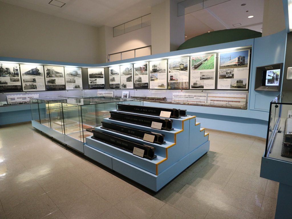 東武鉄道の車両の写真や模型の展示/東武博物館（東京都/墨田区）