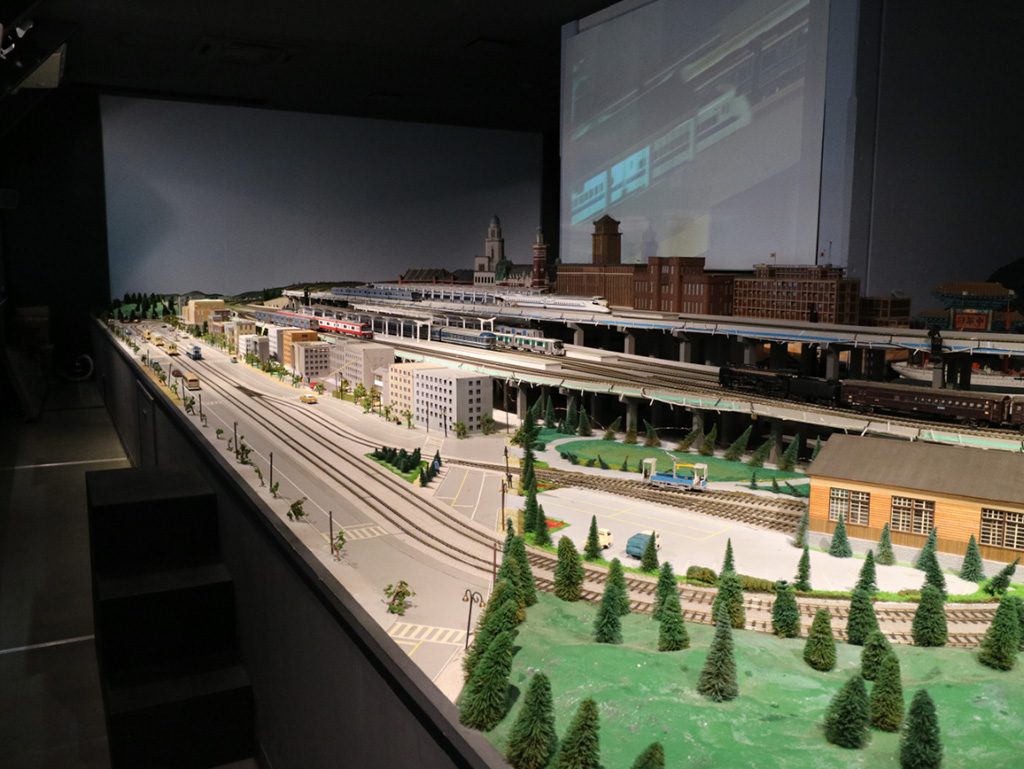 Oゲージ鉄道ジオラマショー/横浜市電保存館(神奈川県)