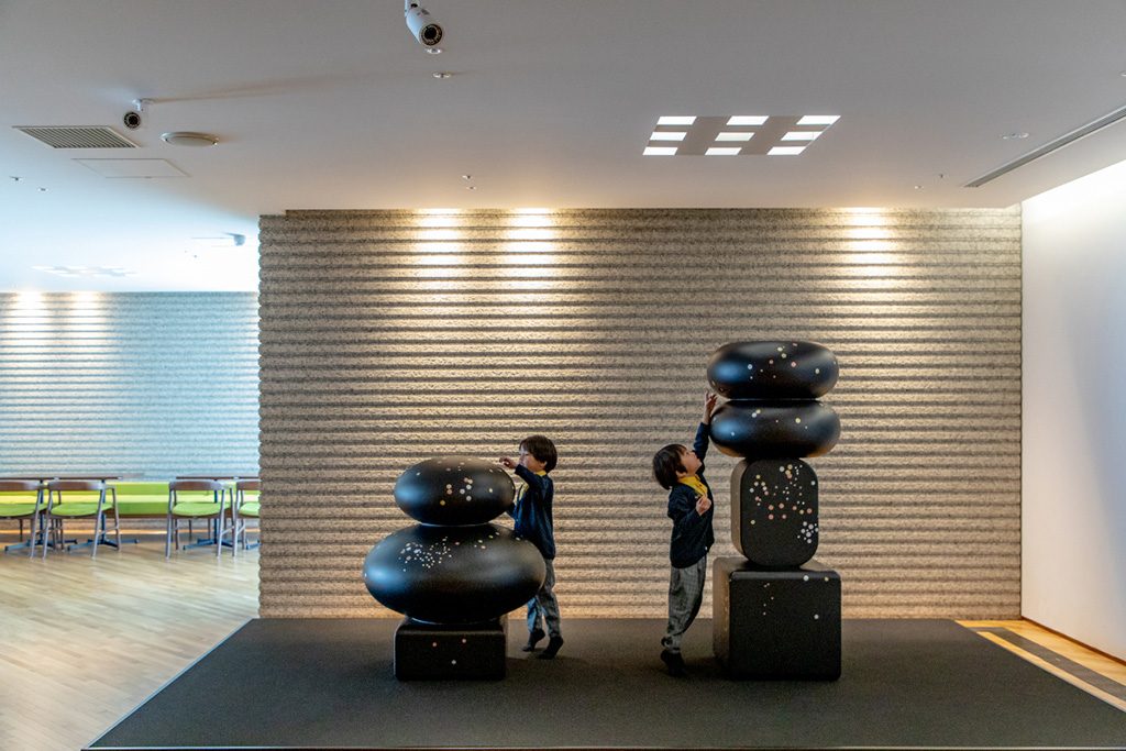 レストラン「100本のスプーン」店内/東京都現代美術館（江東区）