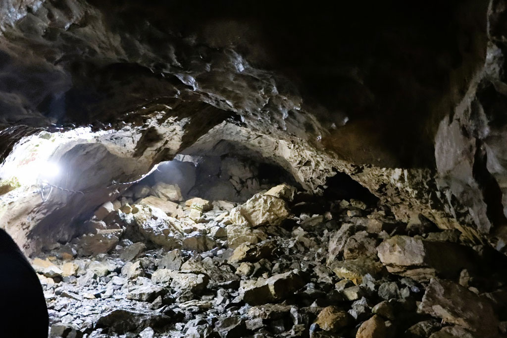 33㎡と狭く行き止まりになっている3階/河内の風穴（滋賀県／多賀町）