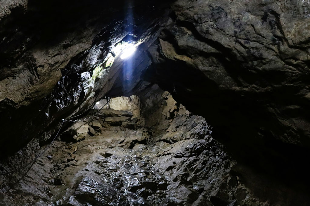 116㎡ある4階/河内の風穴（滋賀県／多賀町）