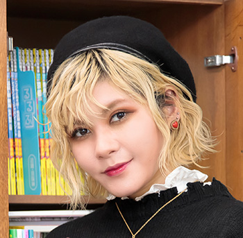 声優：ファイルーズあいさん