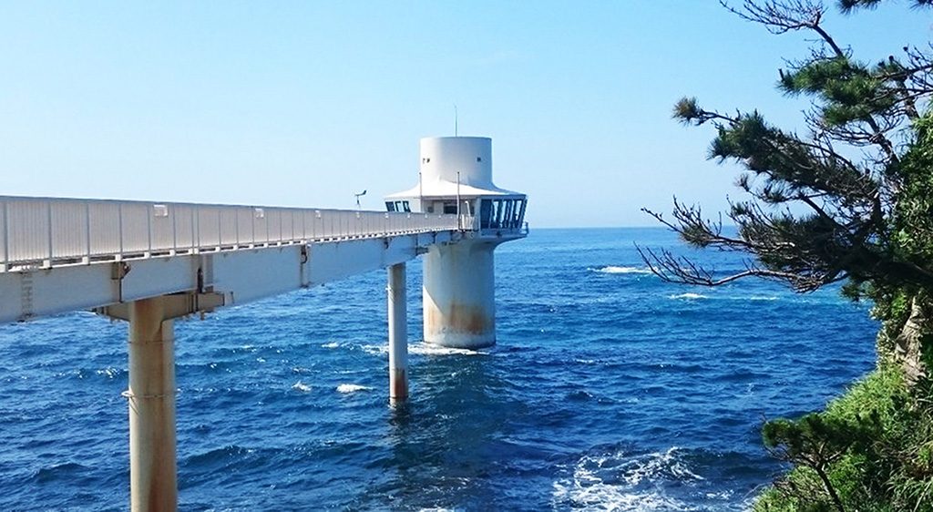 かつうら海中公園海中展望塔(千葉県/勝浦市)