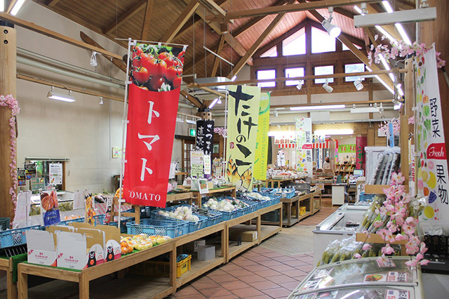 店内/「道の駅 鹿北 小栗郷」(熊本県/山鹿市)