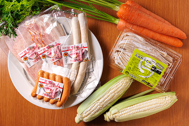 農産物直売所「食の駅」採れたて野菜や三芳ハム/三芳PA(Pasar三芳)(埼玉県/三芳町)