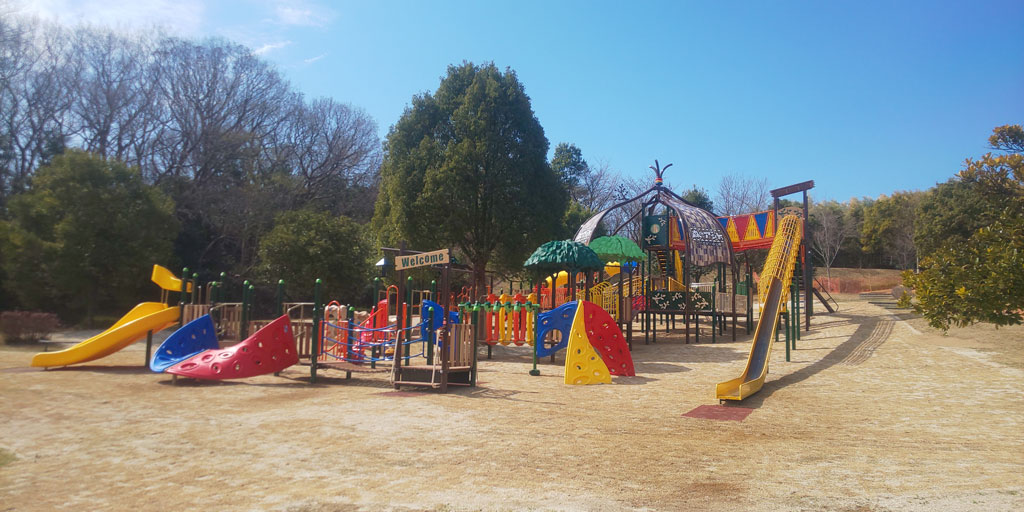 大型遊具「森のアジト」／21世紀の森公園（福島県いわき市）