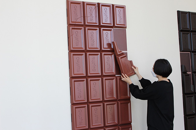 「巨大チョコ」のフォトスポット/フェリシモ チョコレート ミュージアム（兵庫県/神戸市）