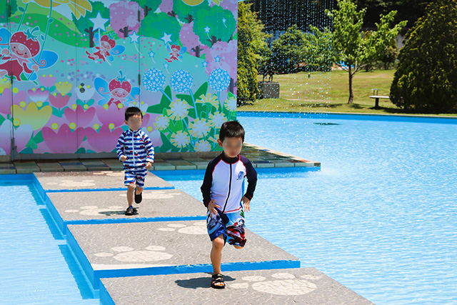 水遊びができる「噴水広場」/平成榛原こどものもり公園（奈良県/宇陀市）