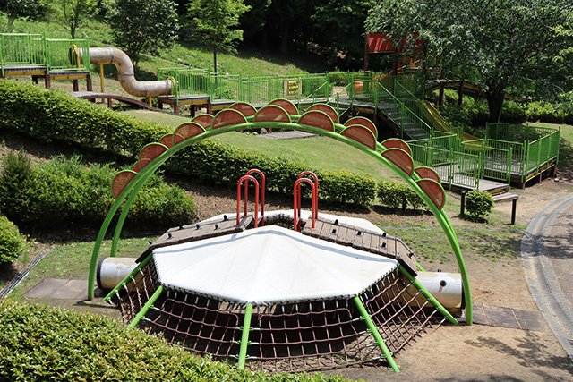 恐竜の国のアスレチック/平成榛原こどものもり公園（奈良県/宇陀市）