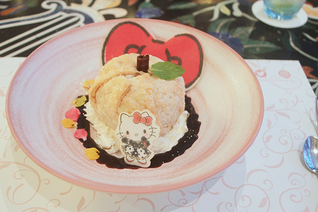 カフェタイムのスイーツ/HELLO KITTY SMILE（兵庫県/淡路市）