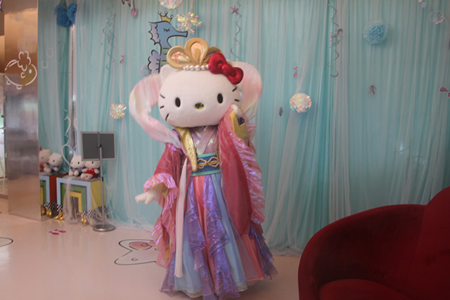 「乙姫姿のハローキティ」/HELLO KITTY SMILE（兵庫県/淡路市）