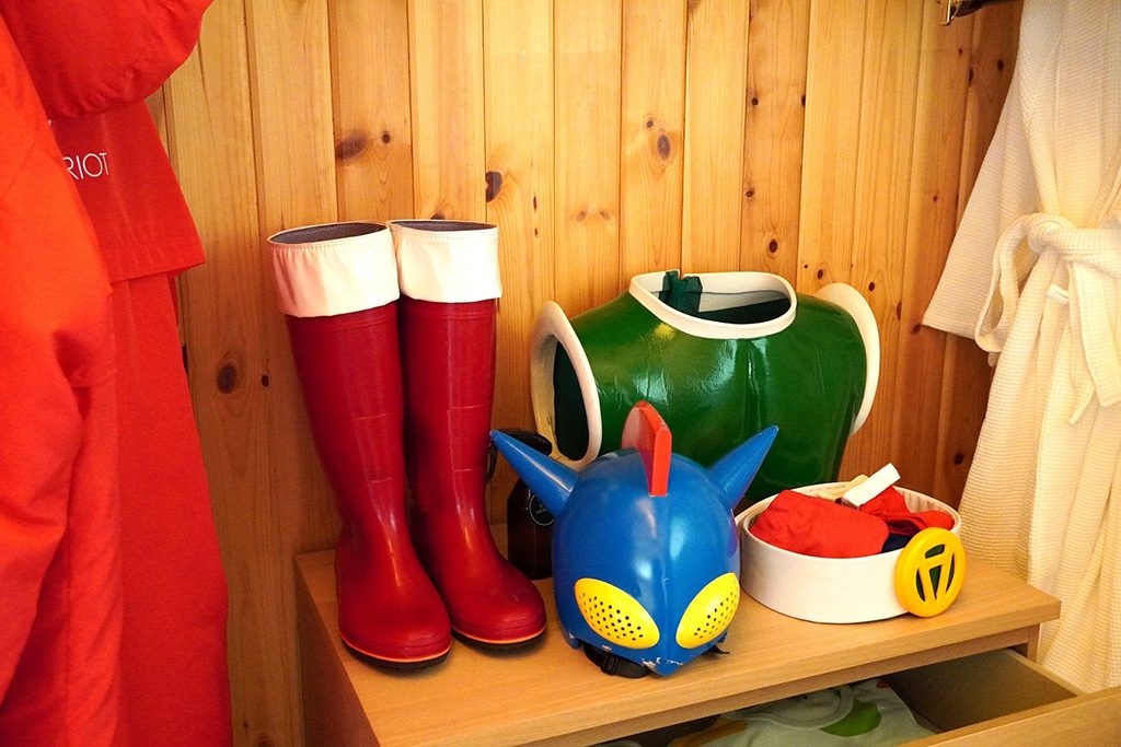 クレヨンしんちゃんルーム：大人用のアクション仮面変身グッズ/グランシャリオ北斗七星135°（兵庫県/淡路市）