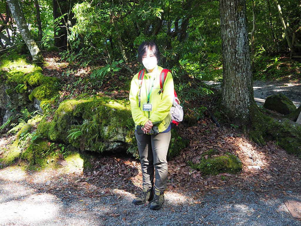 案内人の和光さん/洞窟「富岳風穴」（山梨県/富士河口湖町）