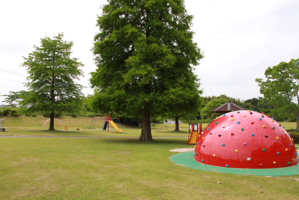 広々とした遊具広場／錦・くらんど公園（錦町）