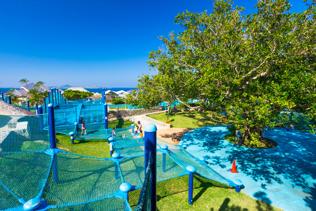 ちびっことりで(深海ゾーン付近)/国営沖縄記念公園(海洋博公園)ちびっことりで(本部町)