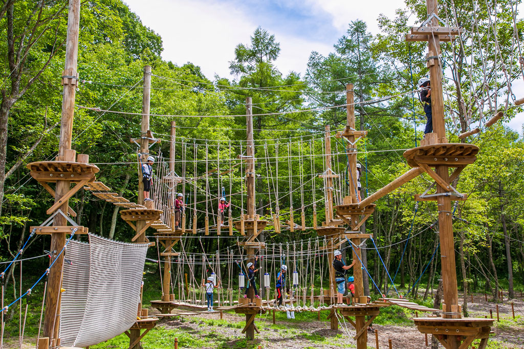 5階層型のアスレチックが特徴/アウルアドベンチャー(軽井沢町)