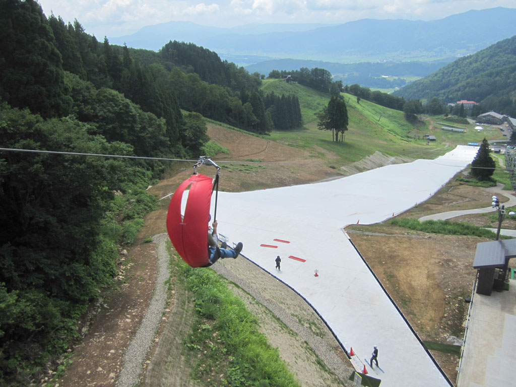 ジップ・スカイライド/野沢温泉スポーツ公園(野沢温泉村)