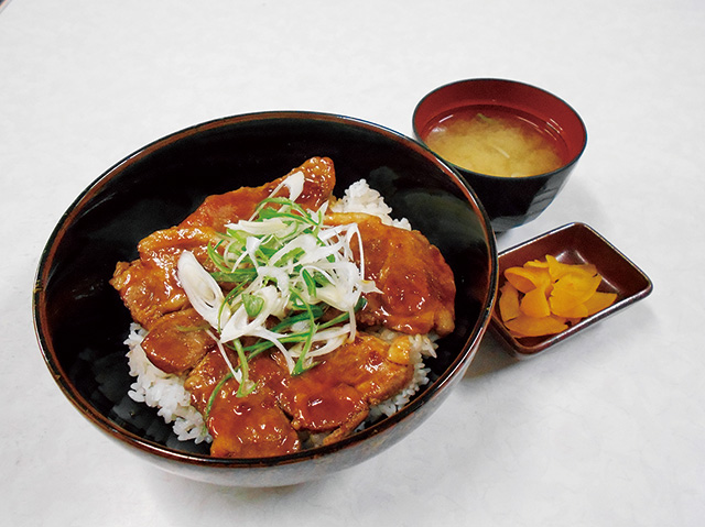 豚丼/道央自動車道　砂川SA（北海道）