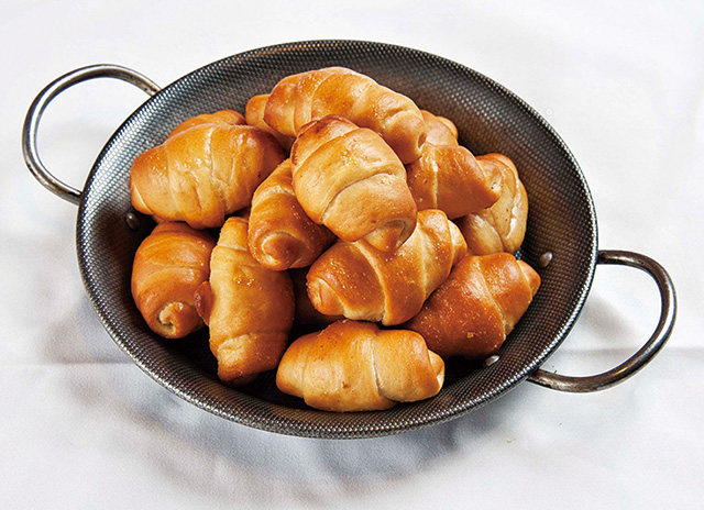 道の駅 みそぎの郷 きこないの「ぱくぱく塩パン」(北海道/木古内町)