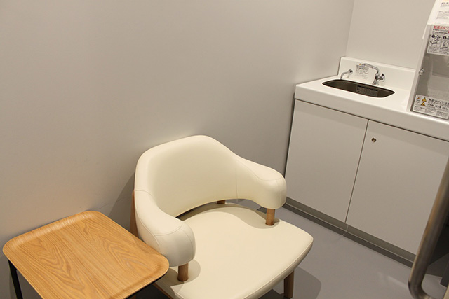 授乳室・調乳室（2階）/こども本の森 神戸（兵庫県/神戸市）