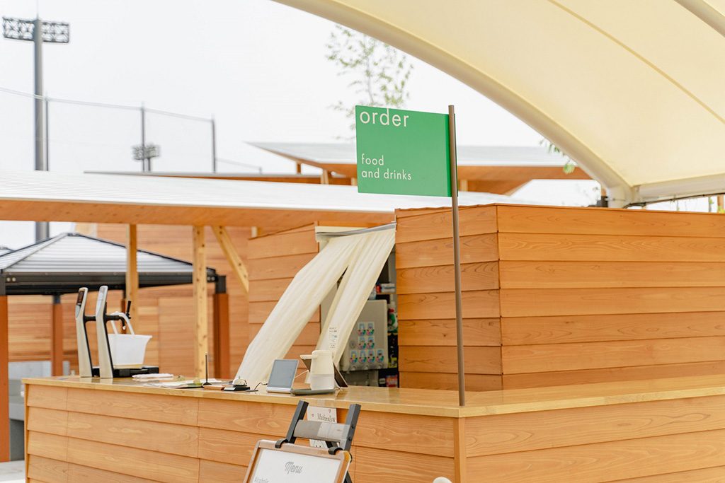 ドリンクオーダーができるカウンター/堺原池BBQ matoi（大阪府/堺市）