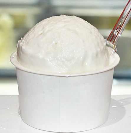 道の駅 あかいがわの「米ジェラート」（北海道）