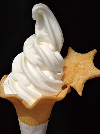 道の駅 ひがしかわ「道草」の「ソフトクリームきらり」（北海道）