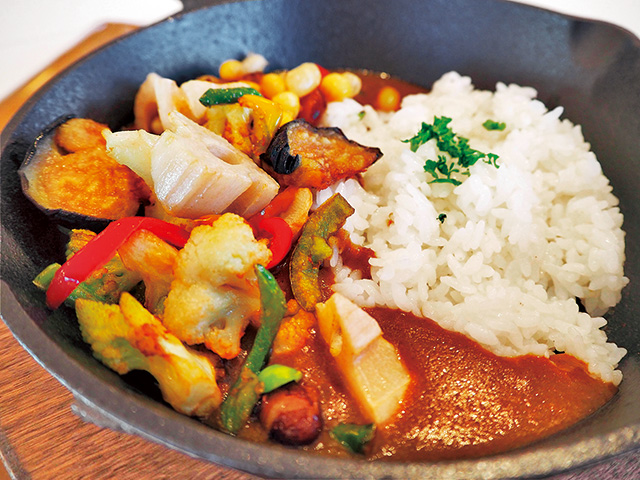 1日分の野菜カレー/道の駅 遠軽 森のオホーツク(北海道/遠軽町)
