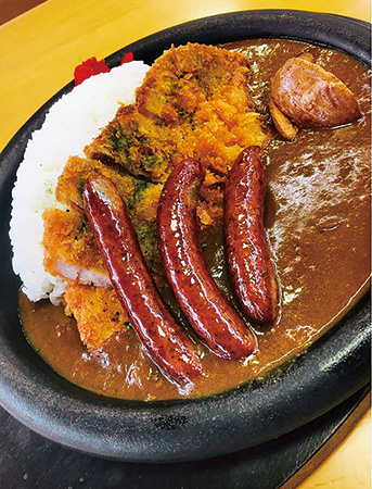 スタミナ焼きカツカレー/なかがわ(北海道/中川町)