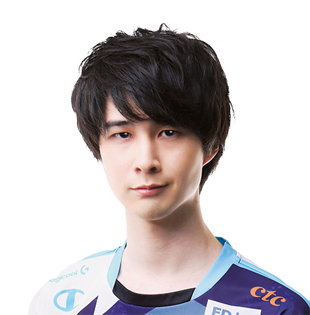 DetonatioN Gaming　ナウマン選手（佐藤諒さん）
