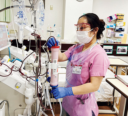 お仕事図鑑:看護師の1日に密着