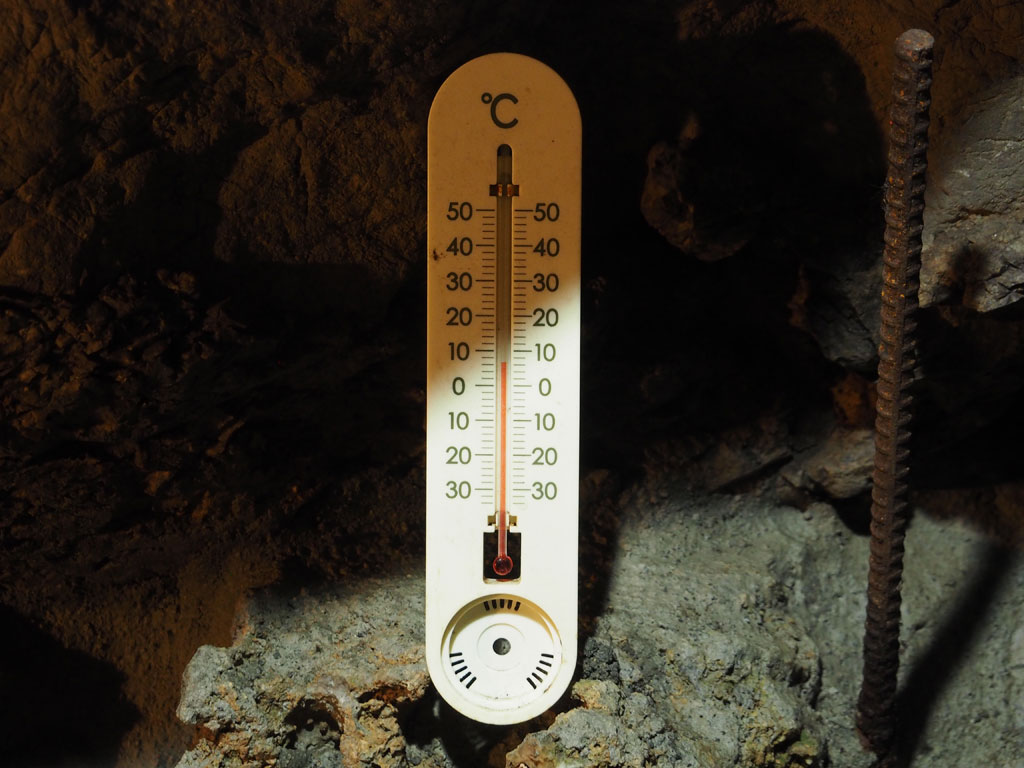 洞内はだいたい11～13℃前後/大岳鍾乳洞（東京都／あきる野市）