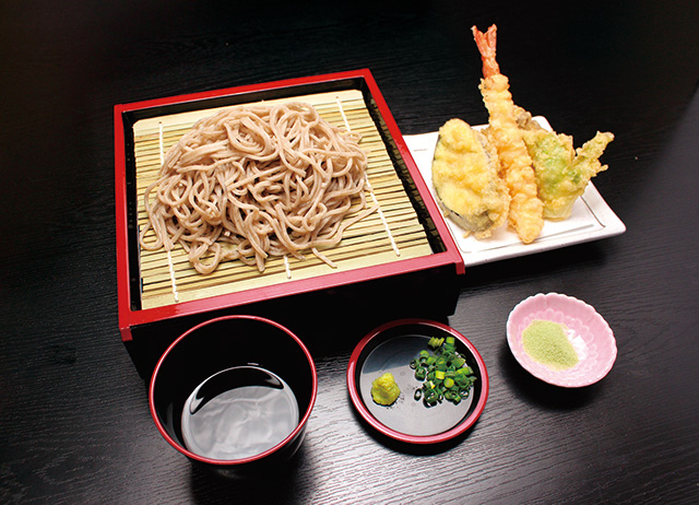 ミニ天そばセット/道の駅 宮地岳かかしの里(熊本県/天草市)