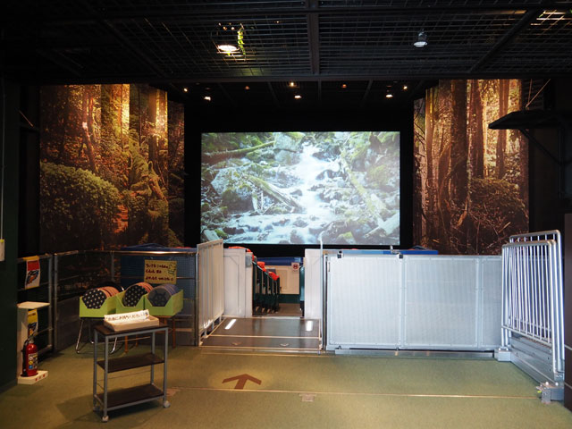 アドベンチャーシアター/埼玉県立川の博物館(埼玉県/寄居町)